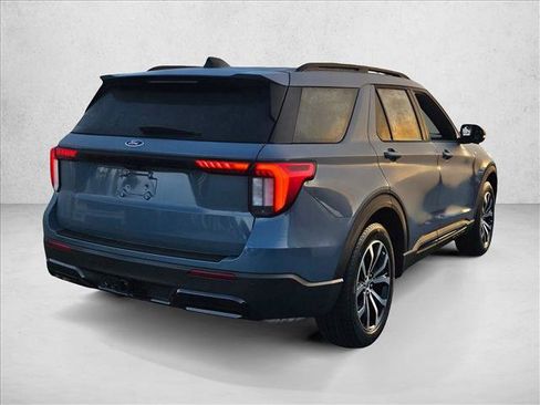 New 2026 Ford Explorer ST-Line w/ Premium Package image 2