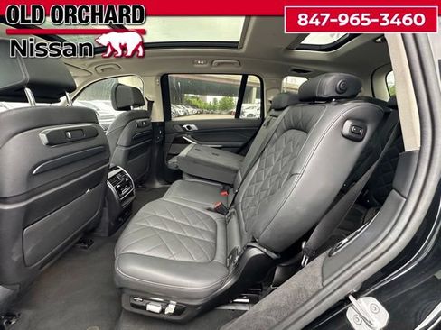Used 2024 BMW X7 xDrive40i AWD/4WD image 15