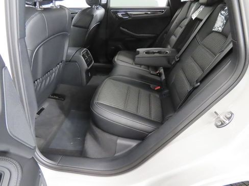 New 2026 Porsche Macan AWD/4WD image 45