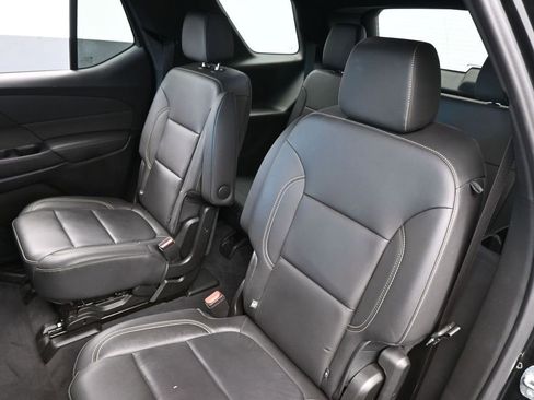 Used 2023 Chevrolet Traverse LT w/ Midnight/Sport Edition image 36