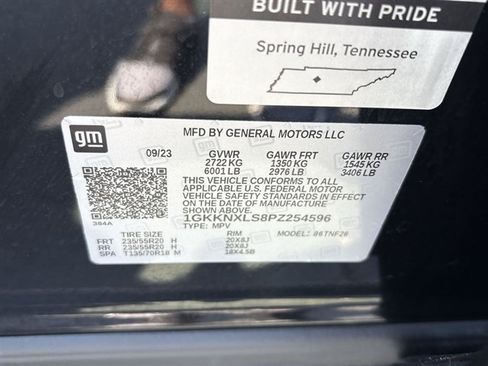 Certified 2023 GMC Acadia Denali w/ Denali Ultimate Package AWD/4WD image 34