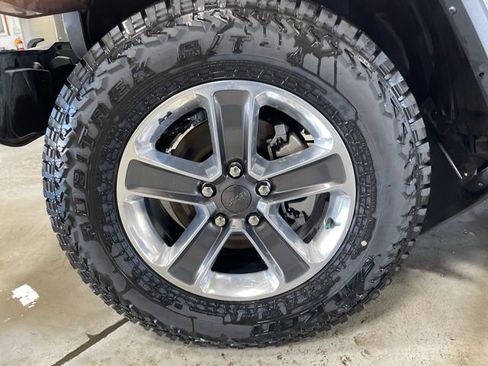 Used 2023 Jeep Wrangler Unlimited Sahara w/ Dual Top Group AWD/4WD image 11