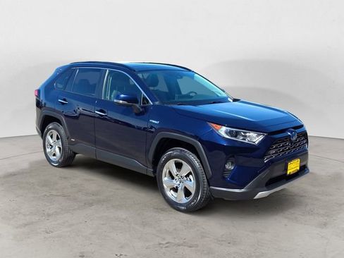 Used 2019 Toyota RAV4 Limited AWD/4WD image 6