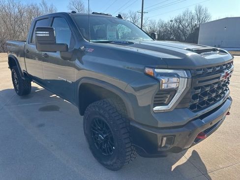 Certified 2026 Chevrolet Silverado 2500 ZR2 image 7