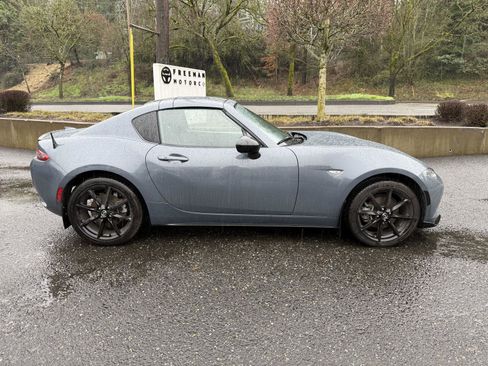 Used 2020 MAZDA MX-5 Miata RF Club w/ Weather Package image 8