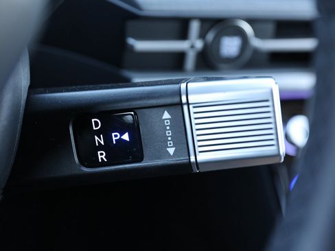 Certified 2025 Hyundai Santa Fe Limited image 34