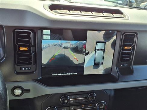 Certified 2023 Ford Bronco Badlands image 6