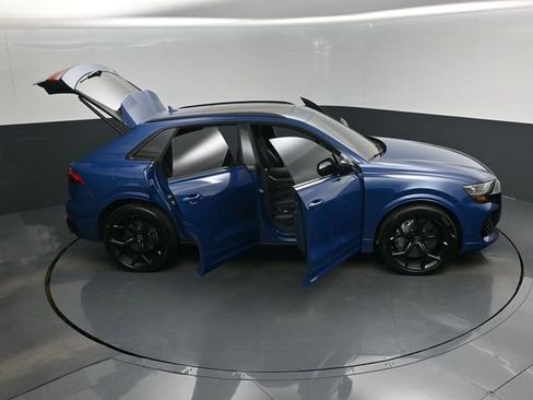 Used 2025 Audi RS Q8 performance AWD/4WD image 18