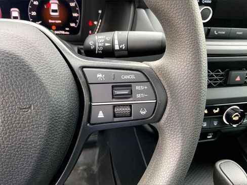 Used 2023 Honda Accord EX image 19