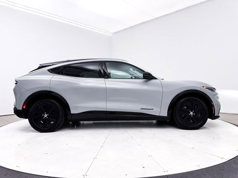 Used 2022 Ford Mustang Mach-E California Route 1 image 38