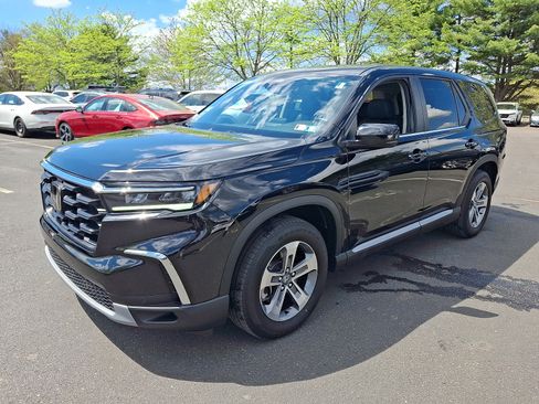 Used 2024 Honda Pilot EX-L image 3