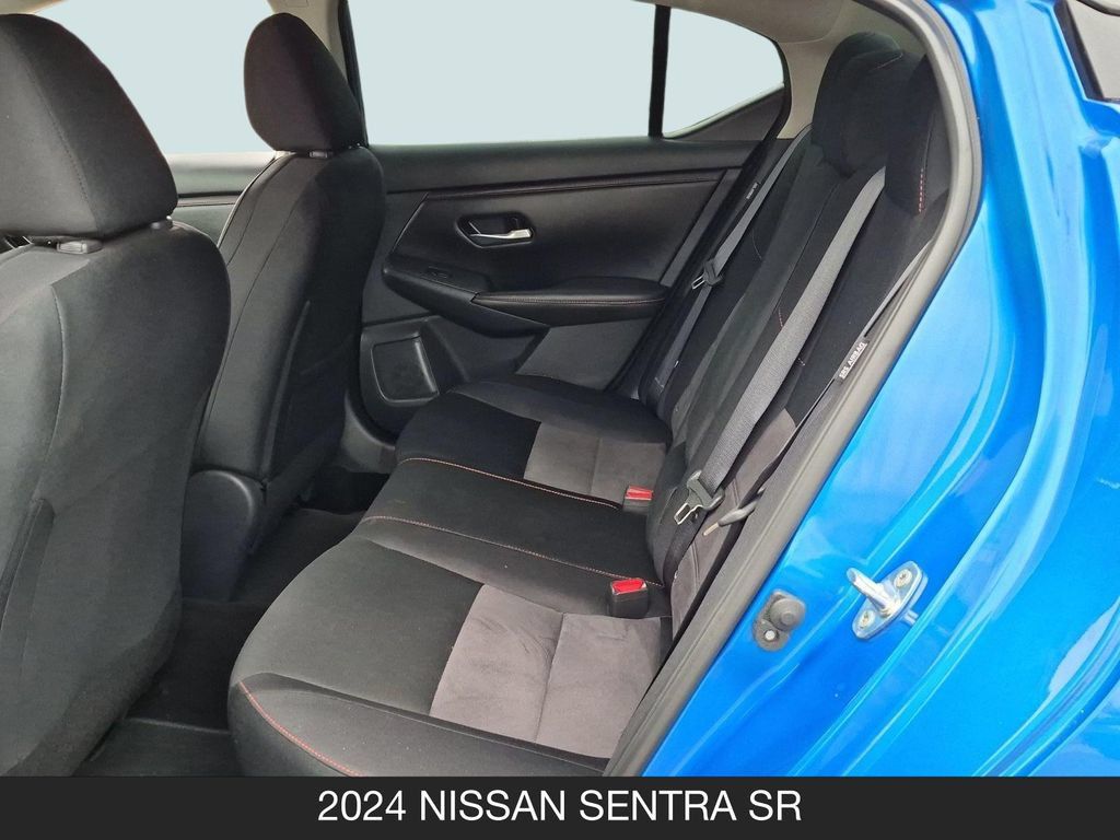 Certified 2024 Nissan Sentra SR FWD image 16