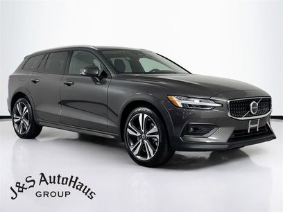 Used 2025 Volvo V60 B5 Cross Country Plus