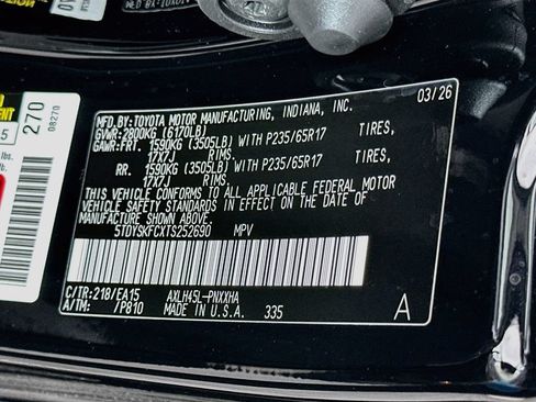 Used 2026 Toyota Sienna XLE AWD/4WD image 33