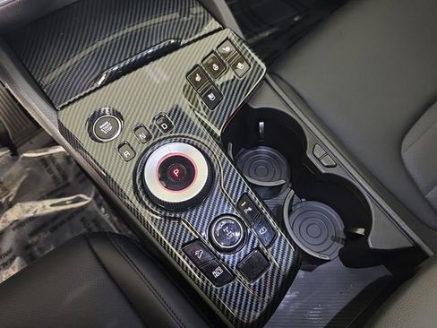 Used 2024 Kia Sportage SX Prestige image 32