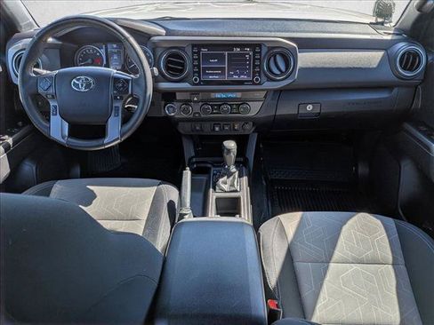 Used 2023 Toyota Tacoma TRD Off-Road AWD/4WD image 16
