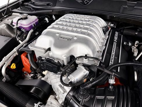 Used 2023 Dodge Challenger SRT Hellcat RWD image 10