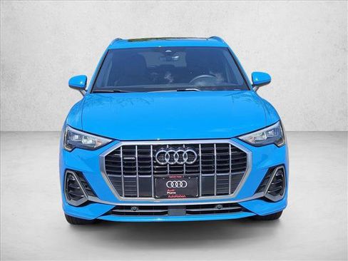 Used 2022 Audi Q3 2.0T Premium AWD/4WD image 2
