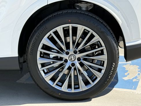 New 2026 Lexus RX 450h AWD image 15