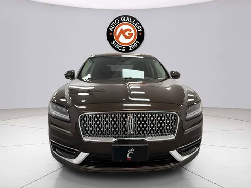 Used 2019 Lincoln Nautilus Reserve FWD image 2