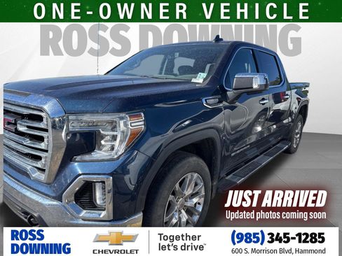 Used 2020 GMC Sierra 1500 SLT image 1