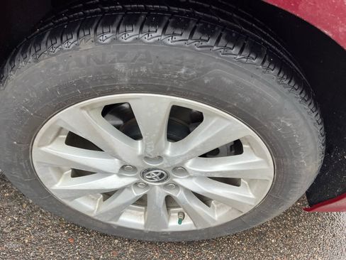 Used 2019 Toyota Camry LE w/ Convenience Package image 7