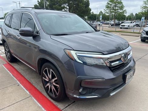 Used 2019 Honda Pilot Touring image 4