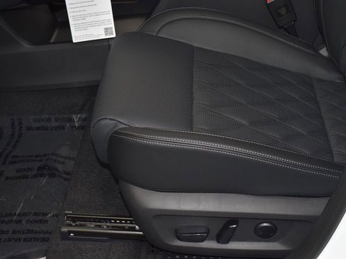 New 2026 Nissan Rogue Platinum w/ Platinum Premium Package image 16