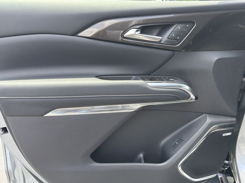New 2026 Chevrolet Traverse High Country FWD image 10