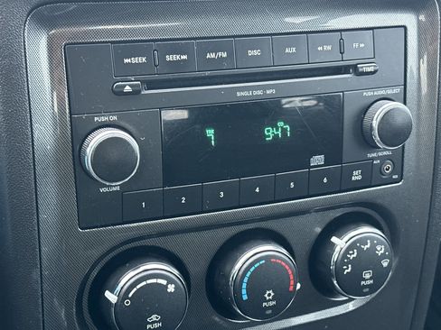 Used 2009 Dodge Challenger R/T image 17