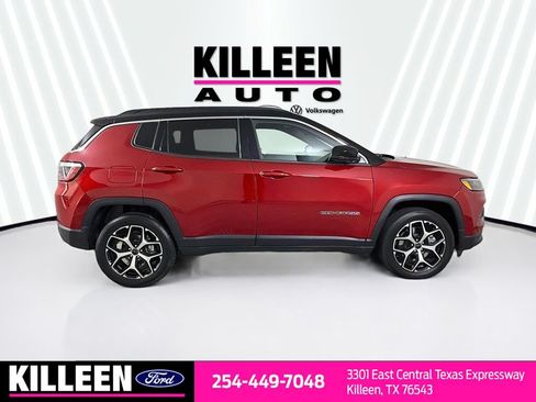 Used 2025 Jeep Compass Limited AWD/4WD image 10