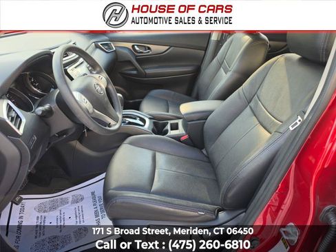 Used 2016 Nissan Rogue S AWD/4WD image 30