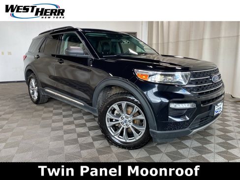 Used 2022 Ford Explorer XLT w/ Equipment Group 202A image 1