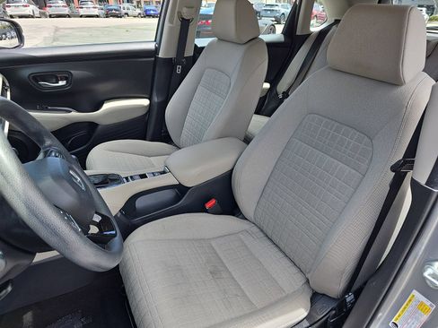 Certified 2025 Honda HR-V LX image 14