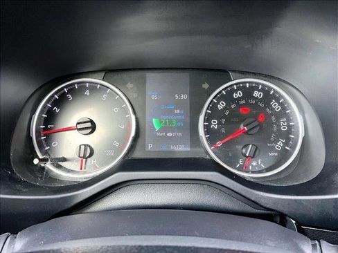 Used 2021 Toyota RAV4 LE FWD image 22
