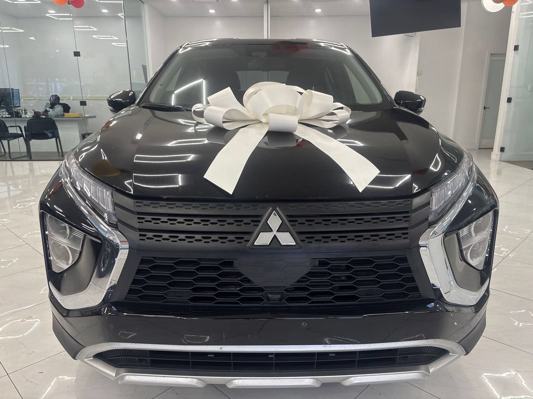 Used 2025 Mitsubishi Eclipse Cross SE AWD/4WD image 2