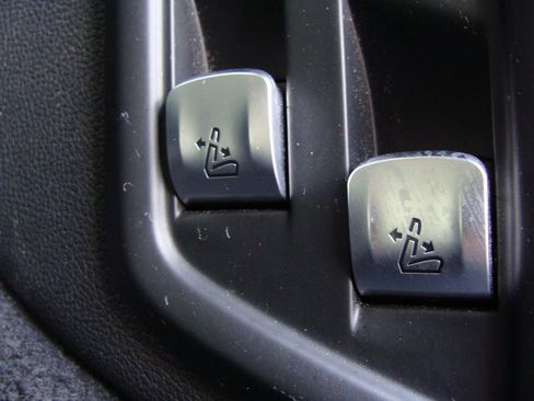 Used 2021 BMW X7 xDrive40i image 38