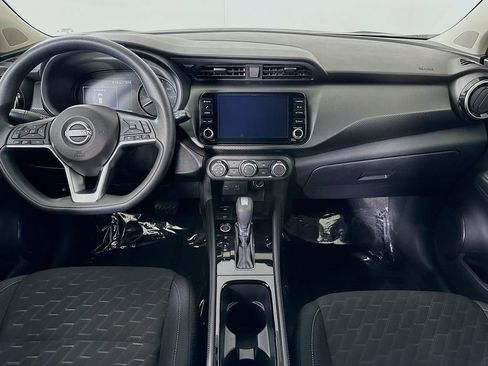 Used 2024 Nissan Kicks SV image 18