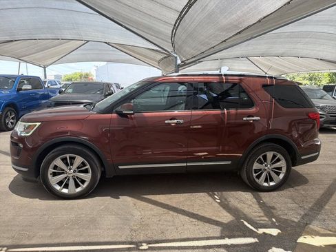 Used 2018 Ford Explorer Limited AWD/4WD image 2