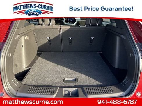 Used 2025 Chevrolet Trax RS w/ Sunroof Package image 13