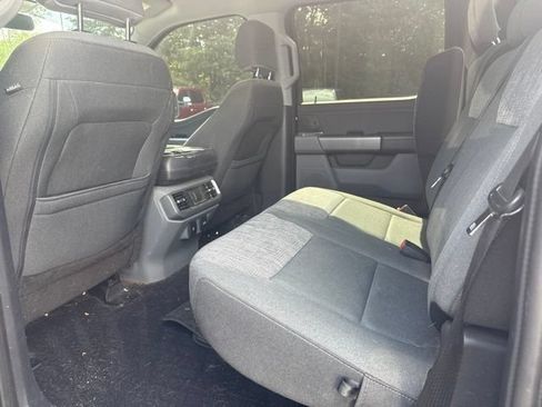 Used 2022 Ford F150 XLT w/ Equipment Group 302A High AWD/4WD image 10