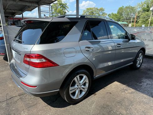 Used 2015 Mercedes-Benz ML 350 ML 350 4MATIC Sport Utility 4D image 12
