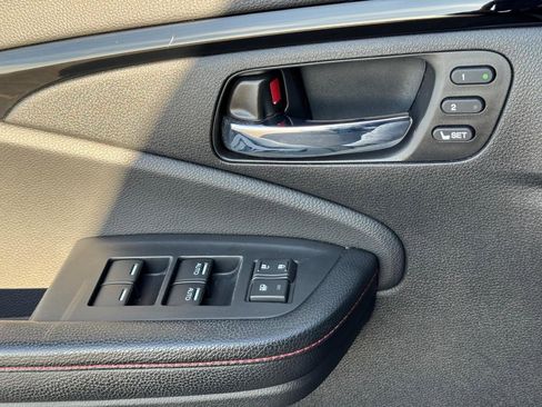 Certified 2017 Honda Ridgeline Black Edition image 26