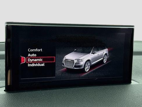 Used 2018 Audi Q7 3.0T Premium Plus w/ Premium Plus Package AWD/4WD image 27