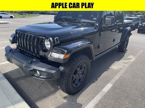 Used 2023 Jeep Gladiator Willys image 2