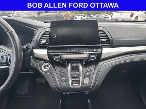 Used 2025 Honda Odyssey Sport-L image 20