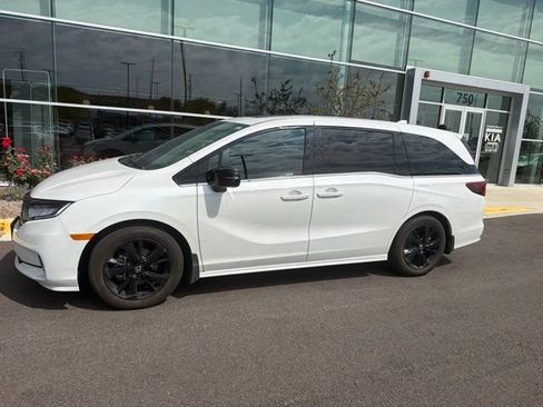 Used 2023 Honda Odyssey Sport image 20