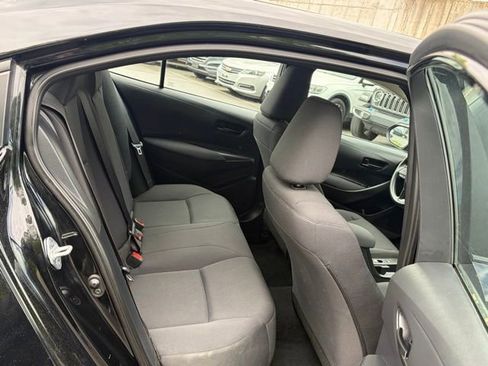 Used 2024 Toyota Corolla LE image 27