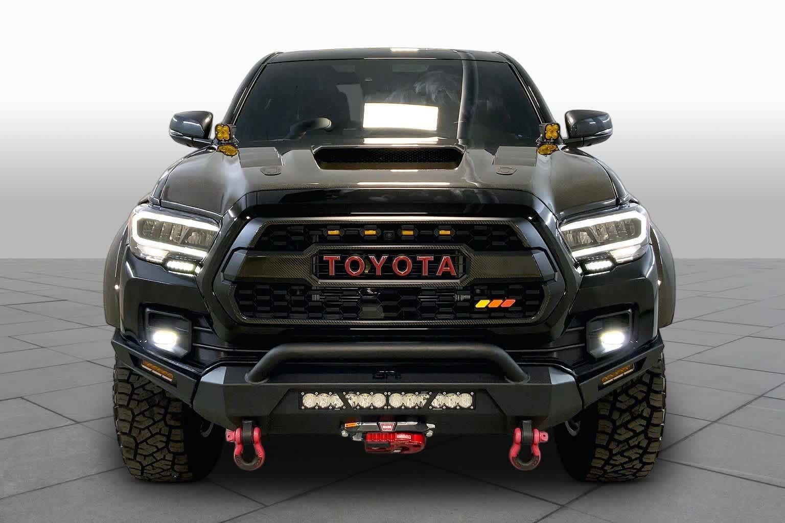 Used 2023 Toyota Tacoma TRD Pro AWD/4WD image 3