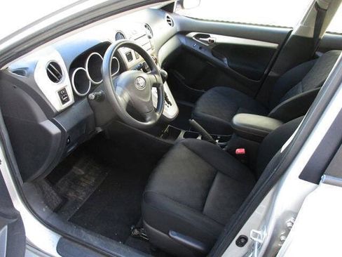 Used 2009 Toyota Matrix w/ PWR Pkg FWD image 11